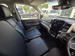 2023 Ram
2500 Laramie Crew-Cab Ram-Box