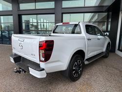 2025 Mazda BT-50 GT