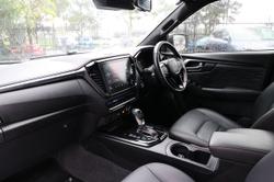 2025 Isuzu D-MAX X-TERRAIN