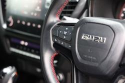2025 Isuzu D-MAX X-TERRAIN