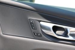 2025 Volvo XC60 Plus B5 Bright