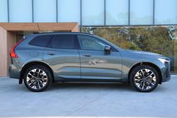 2026 Volvo XC60 Ultra B5 Dark
