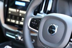 2026 Volvo XC60 Ultra B5 Dark
