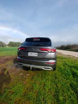 2022 Mitsubishi Outlander Exceed