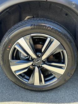 2025 Nissan X-TRAIL Ti-L