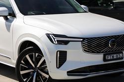 2025 Volvo XC90 Plus B5 Bright