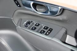 2025 Volvo XC90 Plus B5 Bright