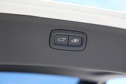 2025 Volvo XC90 Plus B5 Bright