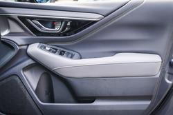 2024 Subaru
OUTBACK