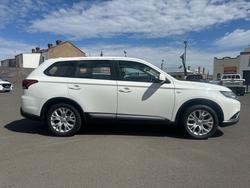 2021 MITSUBISHI
OUTLANDER ES 5 SEAT (AWD)