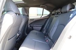 2023 Lexus UX250h UX250h F Sport 2.0L Hybrid Auto E-CVT SUV C495930 001