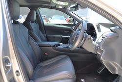 2023 Lexus UX250h UX250h F Sport 2.0L Hybrid Auto E-CVT SUV C495930 001