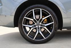 2019 Volvo XC60 T8 Polestar