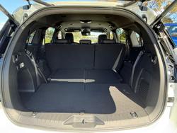 2025 Isuzu MU-X X-TERRAIN