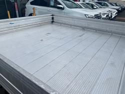 2017 TOYOTA HILUX SR (4x4)