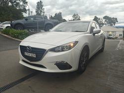 2014 MAZDA Mazda3