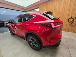 2024 Lexus NX350H Luxury 2WD