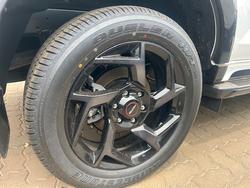 2025 Isuzu MU-X X-TERRAIN MY25.5 MOONSTONE WHITE PEARL