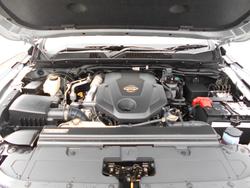 2024 Nissan
Navara SL Warrior