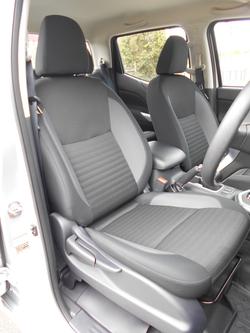 2024 Nissan
Navara SL Warrior